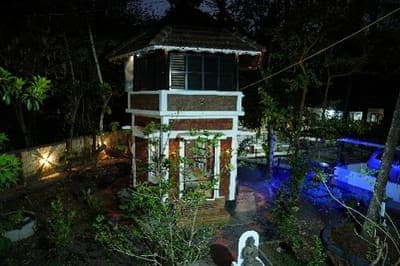 Classic Room Pic1 — Kaivalyam Homestay, Padichira, Wayanad